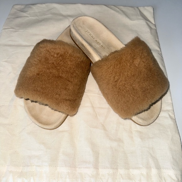 *BRAND NEW* Jenni Kayne Neutral Shearling Slide Sandal Size 6/36 - Picture 1 of 6